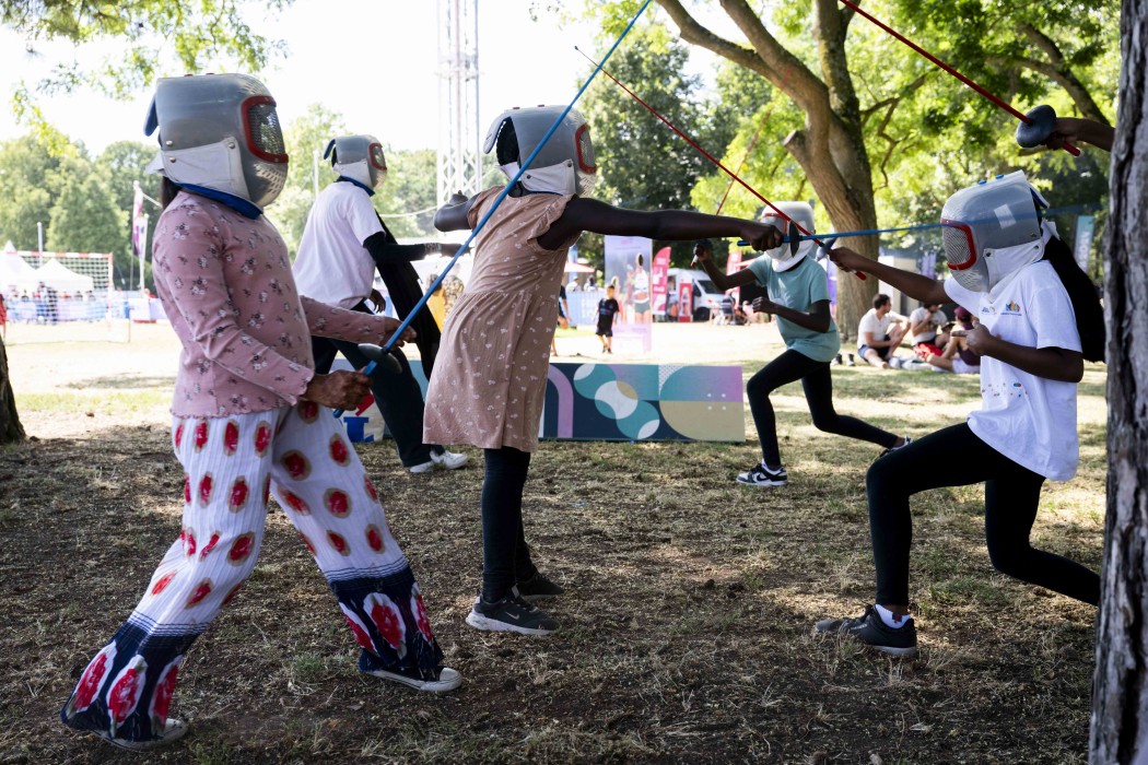 Initiation à l'escrime au Parc des Jeux