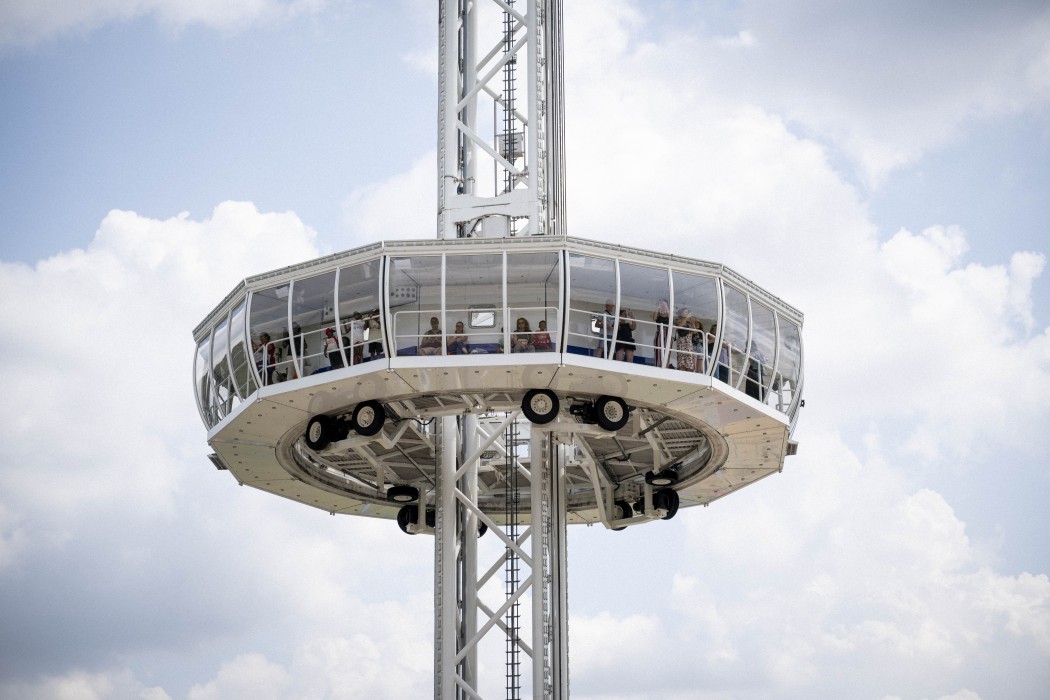 Parc des Jeux skyline
