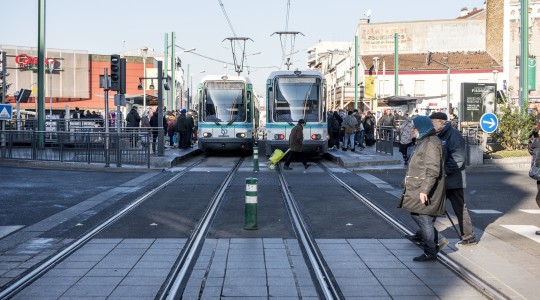 Homme mort aux Quatre-Routes